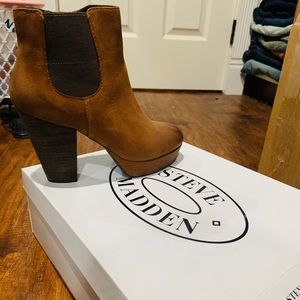 Steve Madden Booties size 7.5